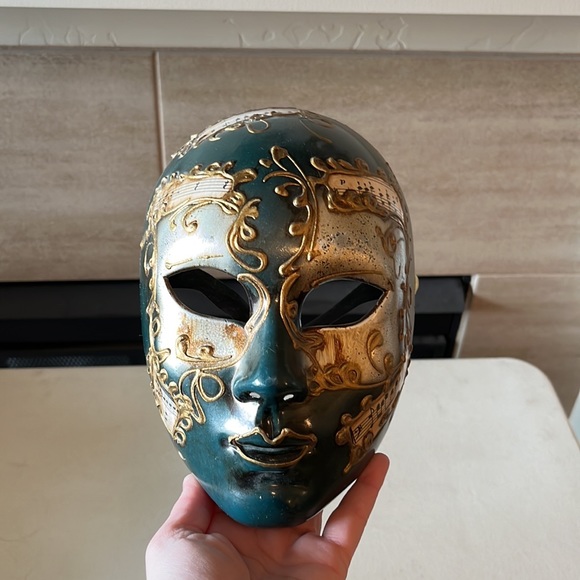 Plastic Theater Full Sized Mask, Blue Green, Bronze, Gold, Silver, Music Notes - Picture 2 of 5